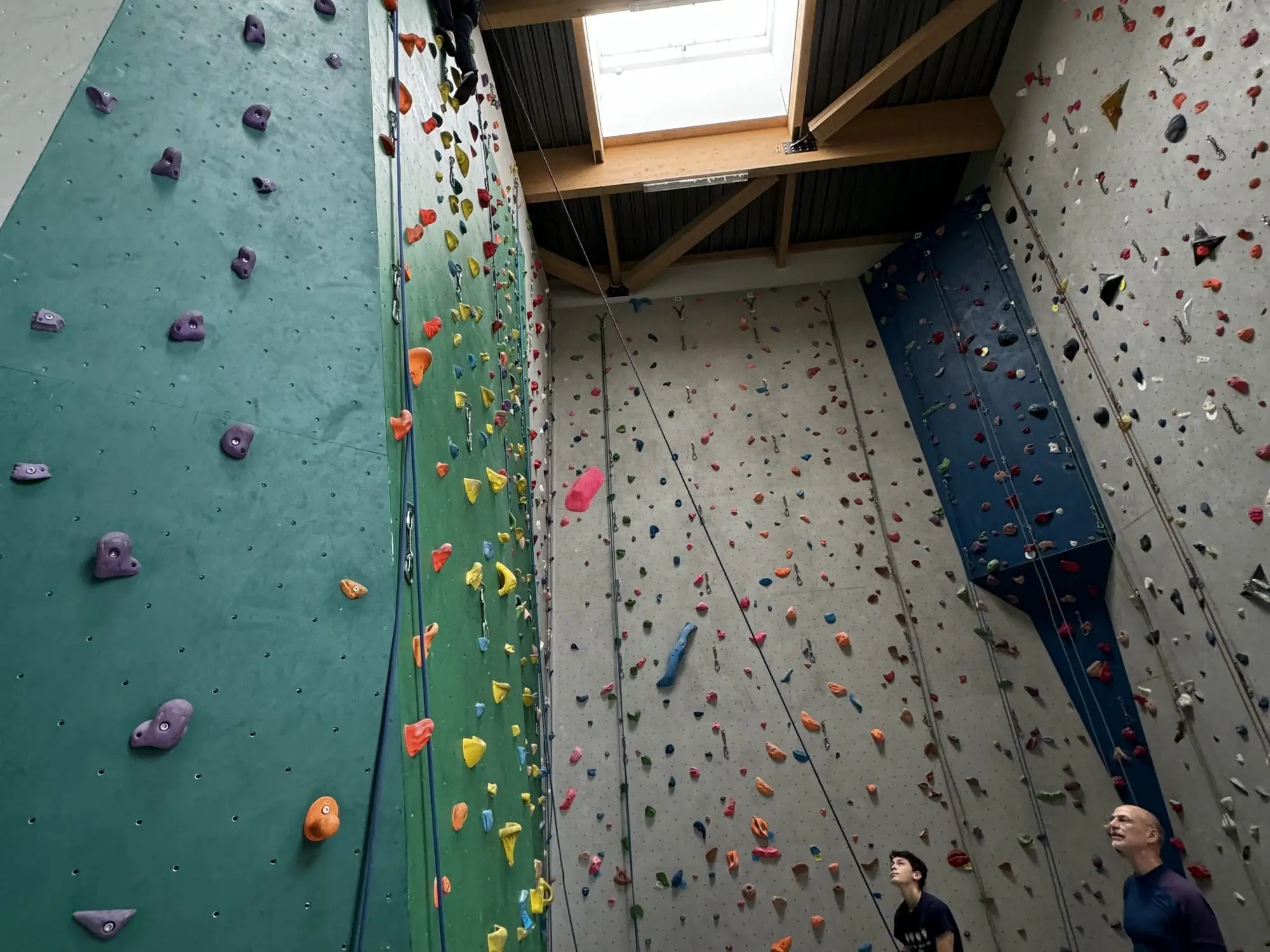 Le grand mur d'escalade couvert du Palais de Megève